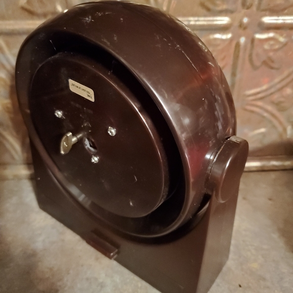 Yap's Plastic Musical Mirror 1970s - Picture 3 of 4